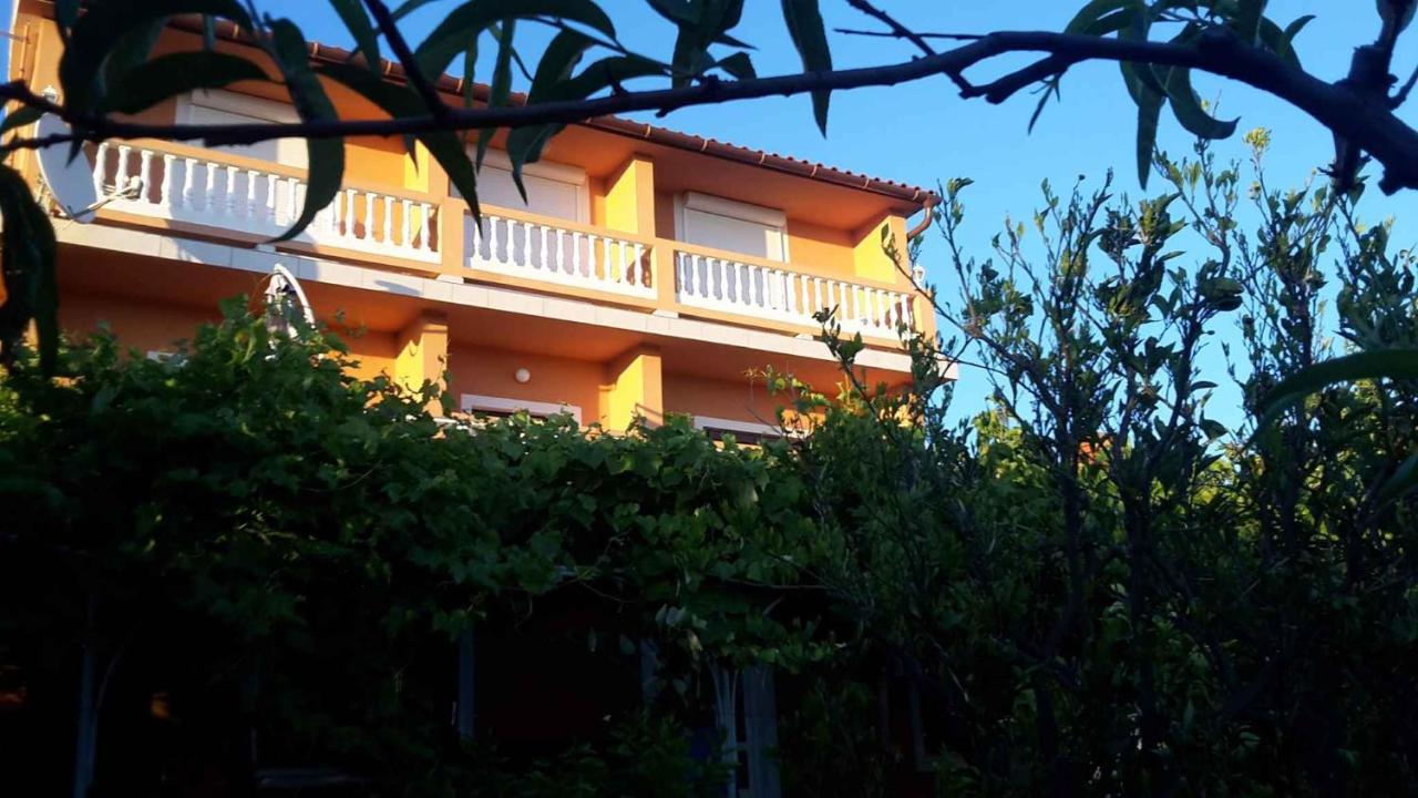 Apartments In Rab - Insel Rab 39950 Mundanije Kültér fotó