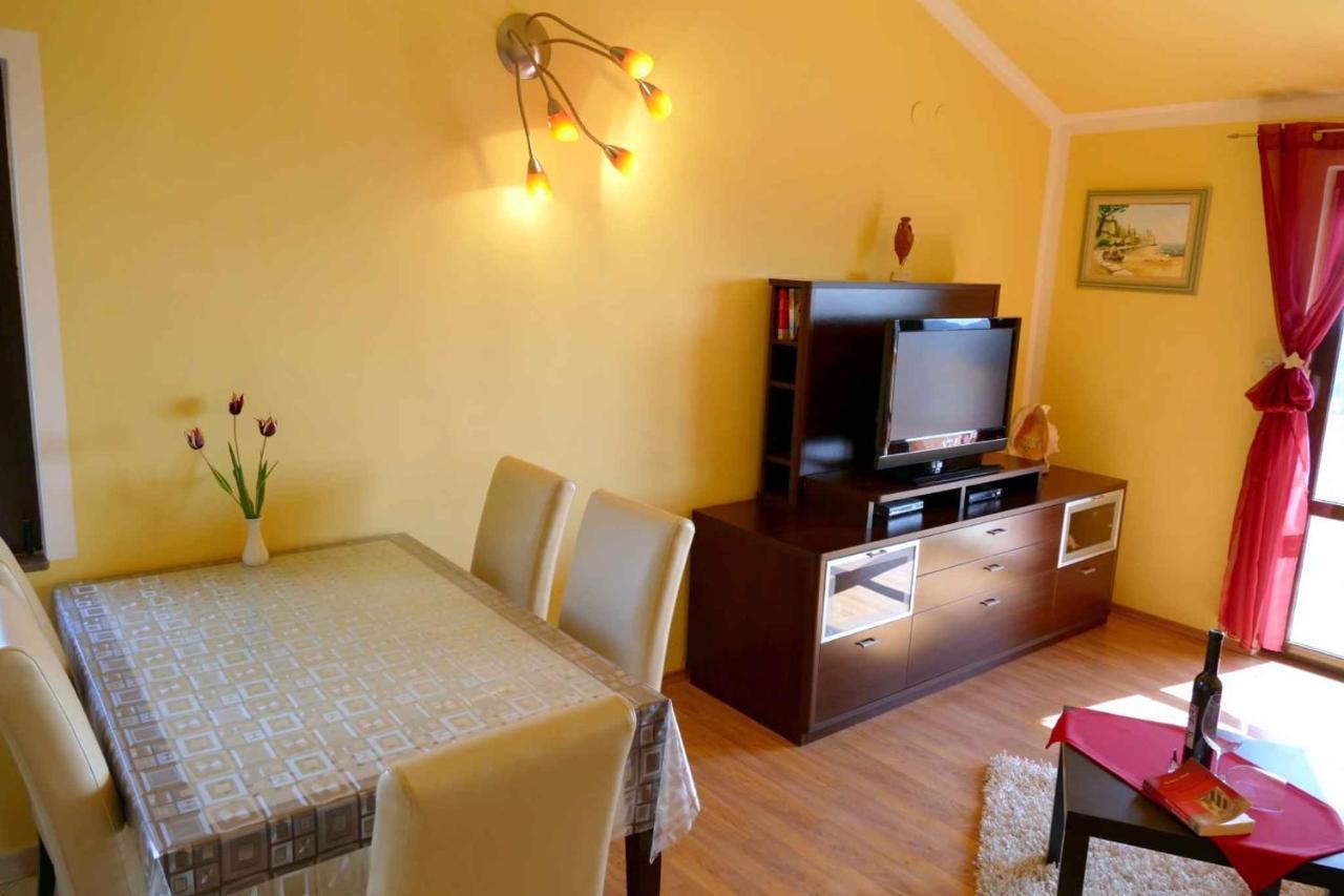 Apartments In Rab - Insel Rab 39950 Mundanije Kültér fotó