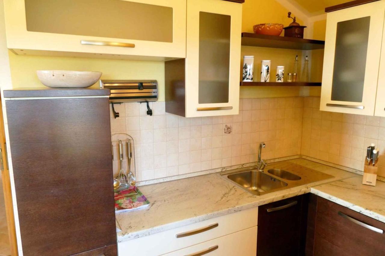 Apartments In Rab - Insel Rab 39950 Mundanije Kültér fotó
